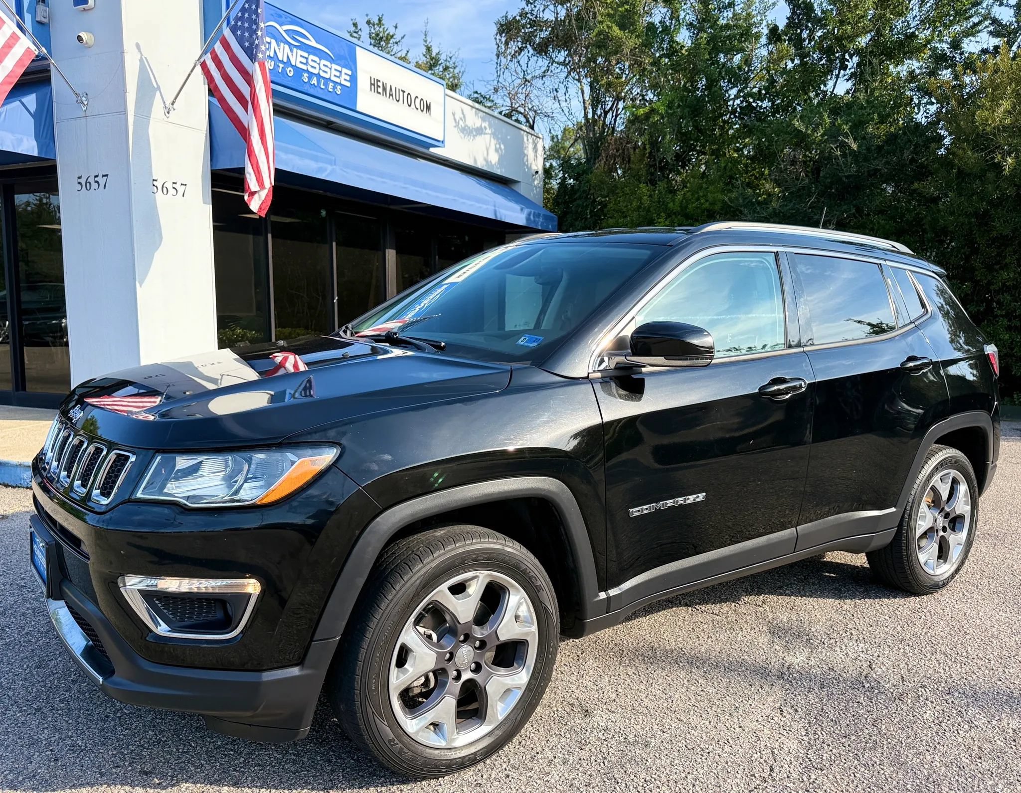 Used 2020 Jeep Compass Limited AWD/4WD image 18