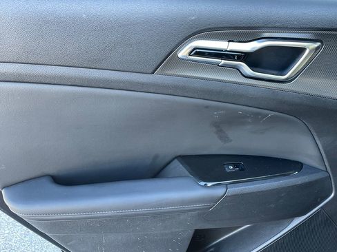 Used 2023 Kia Sportage SX image 24