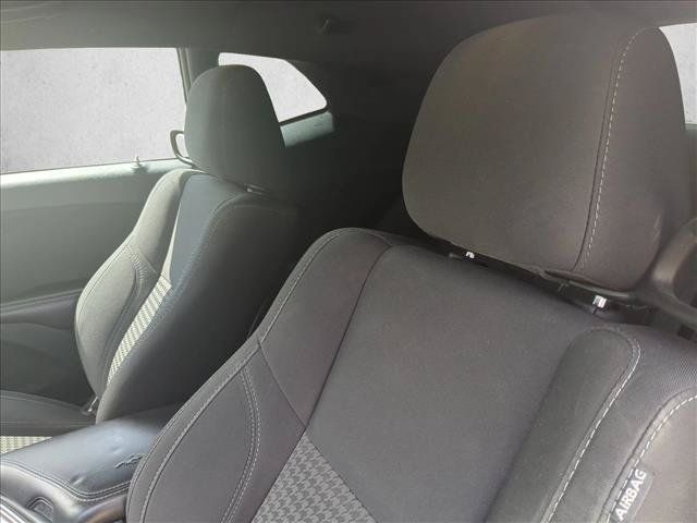 Used 2018 Dodge Challenger R/T w/ Driver Convenience Group RWD image 16
