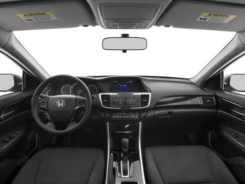 Used 2016 Honda Accord LX image 10