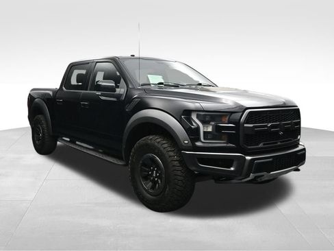 Used 2018 Ford F150 Raptor w/ Equipment Group 802A Luxury AWD/4WD image 7