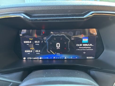 Used 2024 Chevrolet Colorado Z71 w/ Z71 Convenience Package 2 AWD/4WD image 16