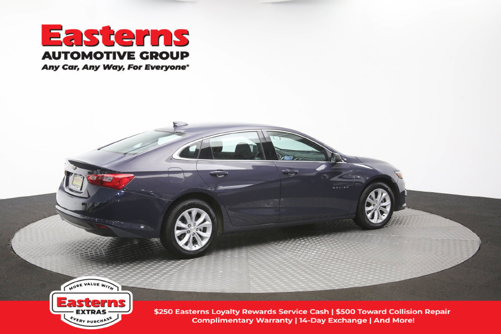 Used 2025 Chevrolet Malibu LT FWD image 42
