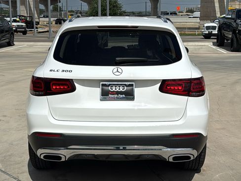Used 2022 Mercedes-Benz GLC 300 image 6