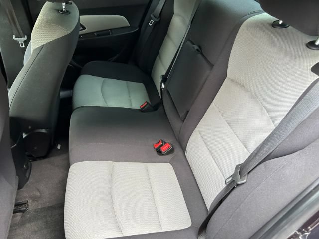 Used 2014 Chevrolet Cruze LS FWD image 20