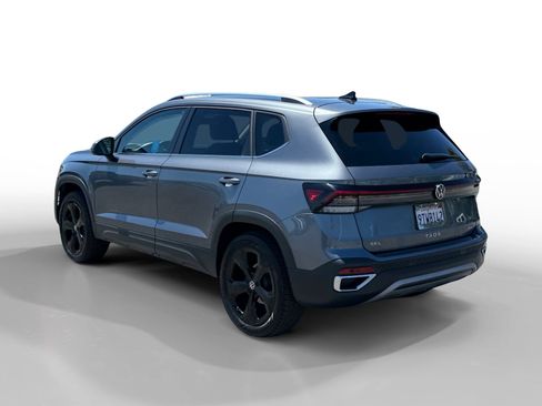 Certified 2025 Volkswagen Taos SEL AWD/4WD image 3