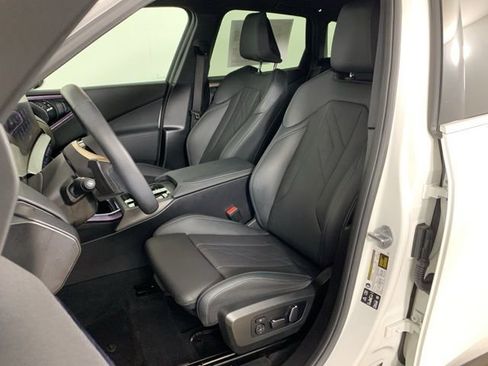Used 2025 BMW X3 xDrive30i w/ Convenience Package AWD/4WD image 29