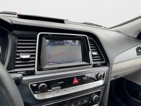 Used 2018 Hyundai Sonata SEL image 13