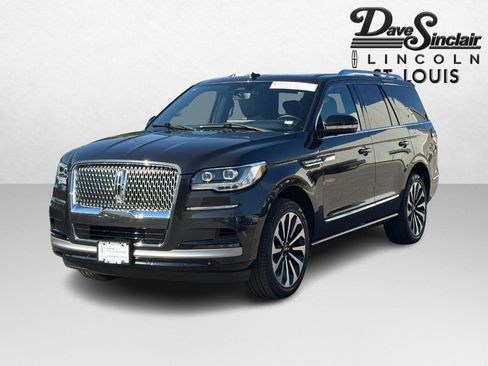 Certified 2023 Lincoln Navigator Reserve AWD/4WD image 7