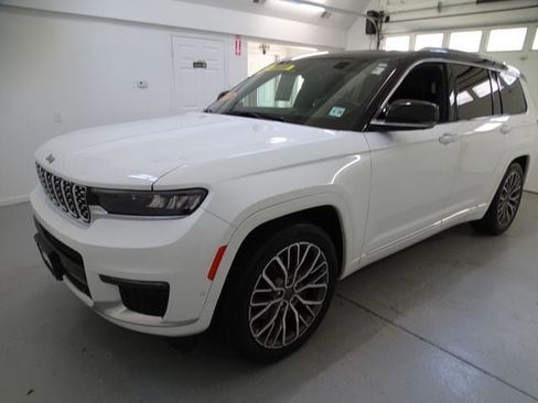 Certified 2023 Jeep Grand Cherokee L Summit AWD/4WD image 20