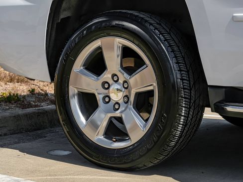 Used 2020 Chevrolet Tahoe Premier AWD/4WD image 56