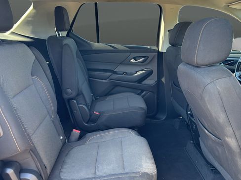 Used 2018 Chevrolet Traverse LT AWD/4WD image 20