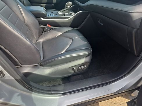 Used 2022 Toyota Highlander XLE image 74