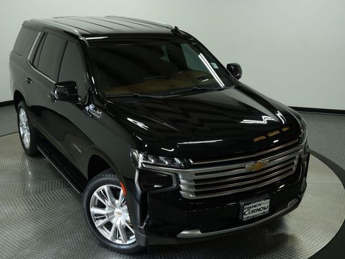 Used 2023 Chevrolet Tahoe High Country AWD/4WD image 59