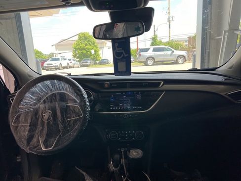 Used 2023 Buick Encore GX Essence w/ Experience Buick Package AWD/4WD image 6