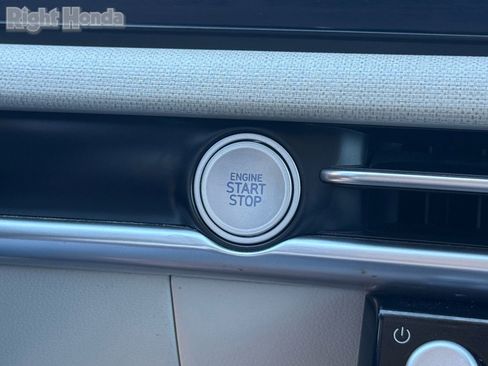 Used 2025 Hyundai Tucson SEL image 25