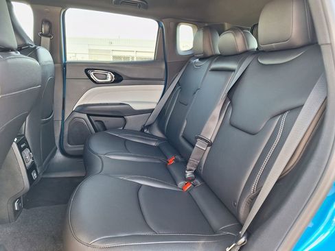 New 2026 Jeep Compass Limited image 11