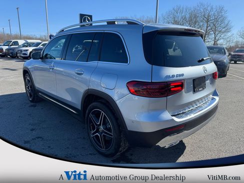 Used 2026 Mercedes-Benz GLB 250 4MATIC image 6