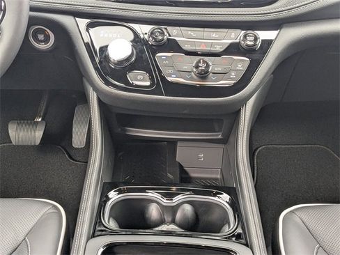 New 2026 Chrysler Pacifica Limited w/ S Appearance Package image 19