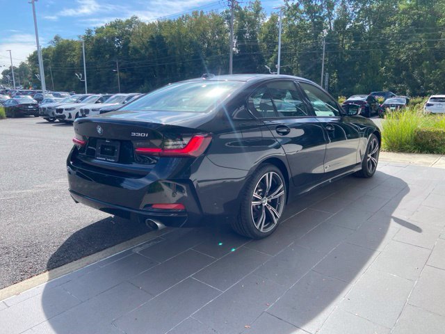 Used 2023 BMW 330i xDrive Sedan w/ Premium Package AWD/4WD image 7