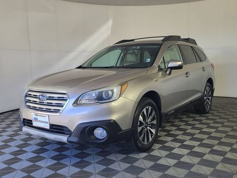Used 2016 Subaru Outback 2.5i Limited AWD/4WD image 3
