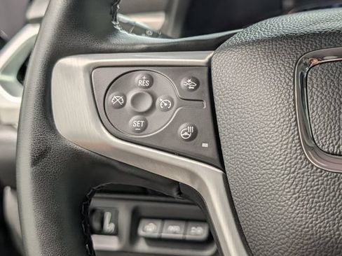 Certified 2023 GMC Acadia SLT w/ Technology Package AWD/4WD image 23