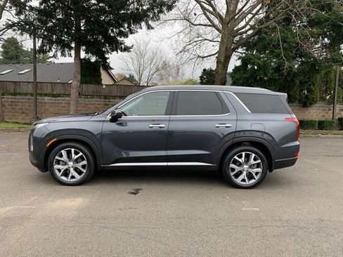 Used 2020 Hyundai Palisade SEL image 2