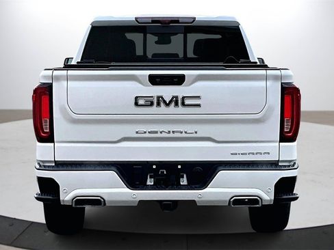 Used 2023 GMC Sierra 1500 Denali Ultimate image 8