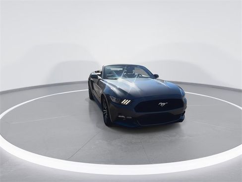 Used 2016 Ford Mustang Premium image 2