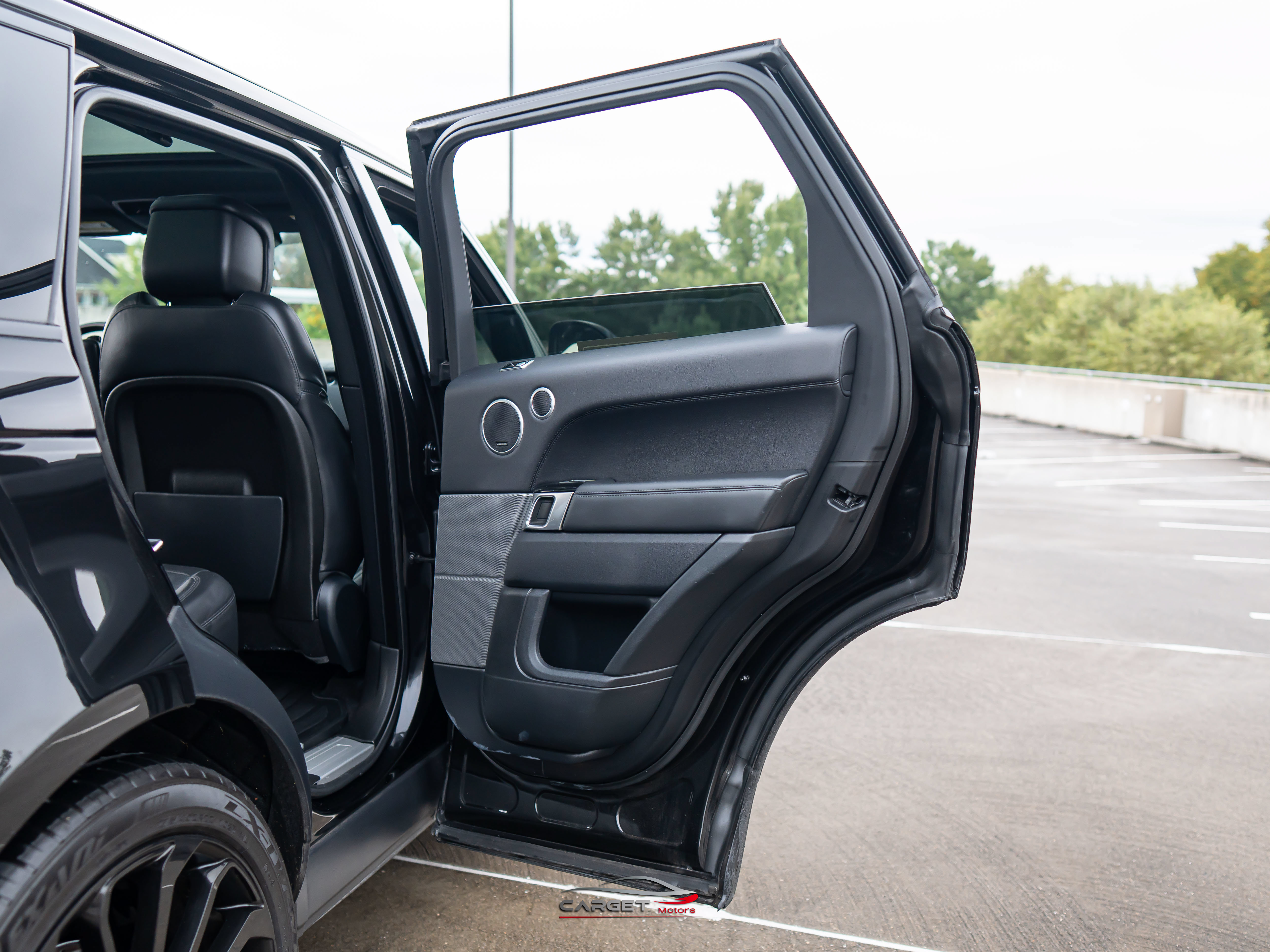 Used 2018 Land Rover Range Rover Sport HSE AWD/4WD image 46