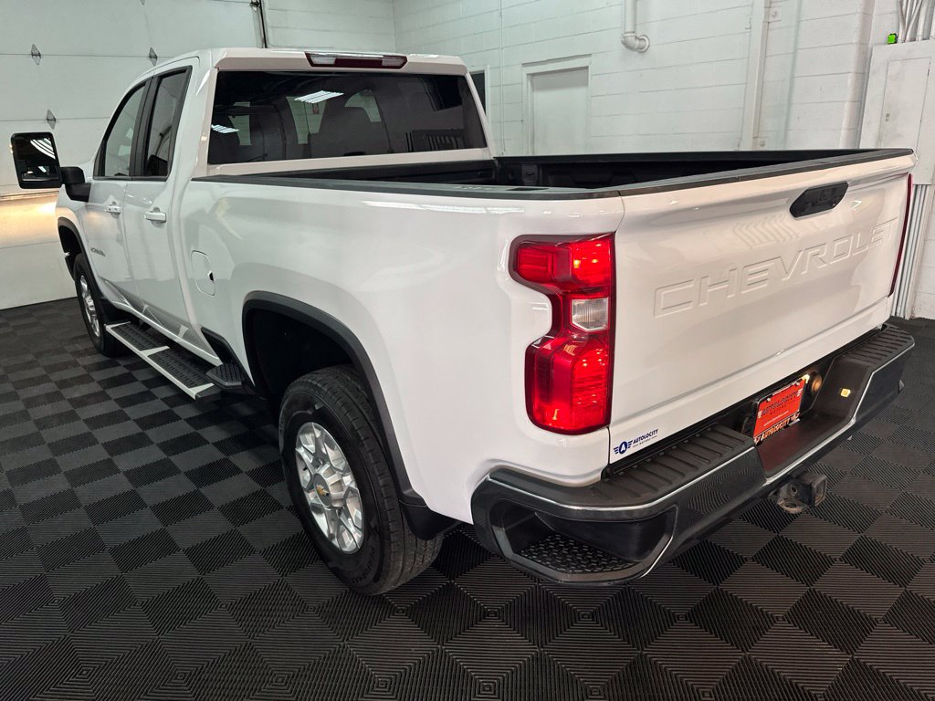 Used 2022 Chevrolet Silverado 2500 LT w/ Convenience Package AWD/4WD image 7