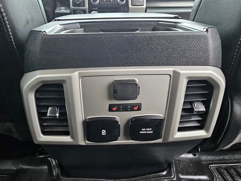 Used 2018 Ford F150 Lariat w/ Equipment Group 502A Luxury image 17