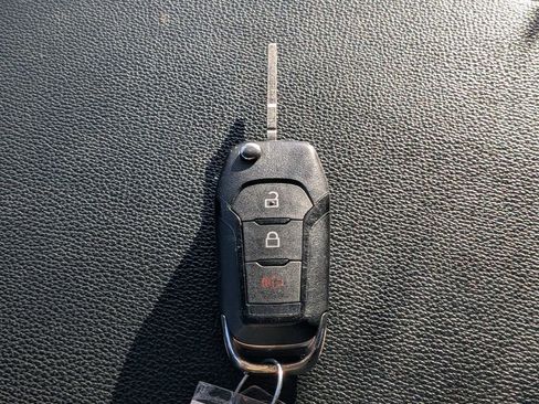Used 2023 Ford F150 XLT AWD/4WD image 27