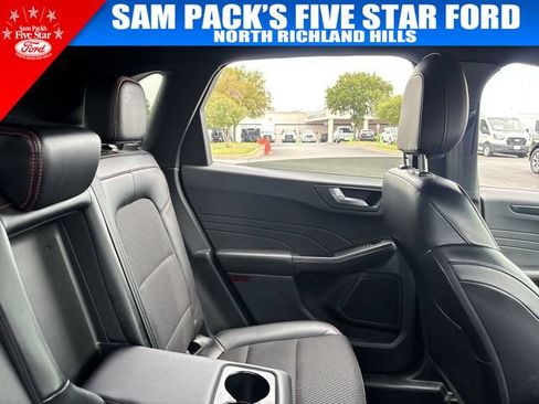 Used 2025 Ford Escape ST-Line FWD image 16