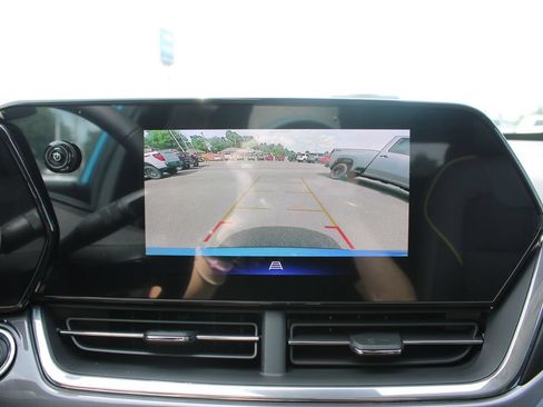 New 2026 Chevrolet Trax ACTIV w/ Driver Confidence Package FWD image 51