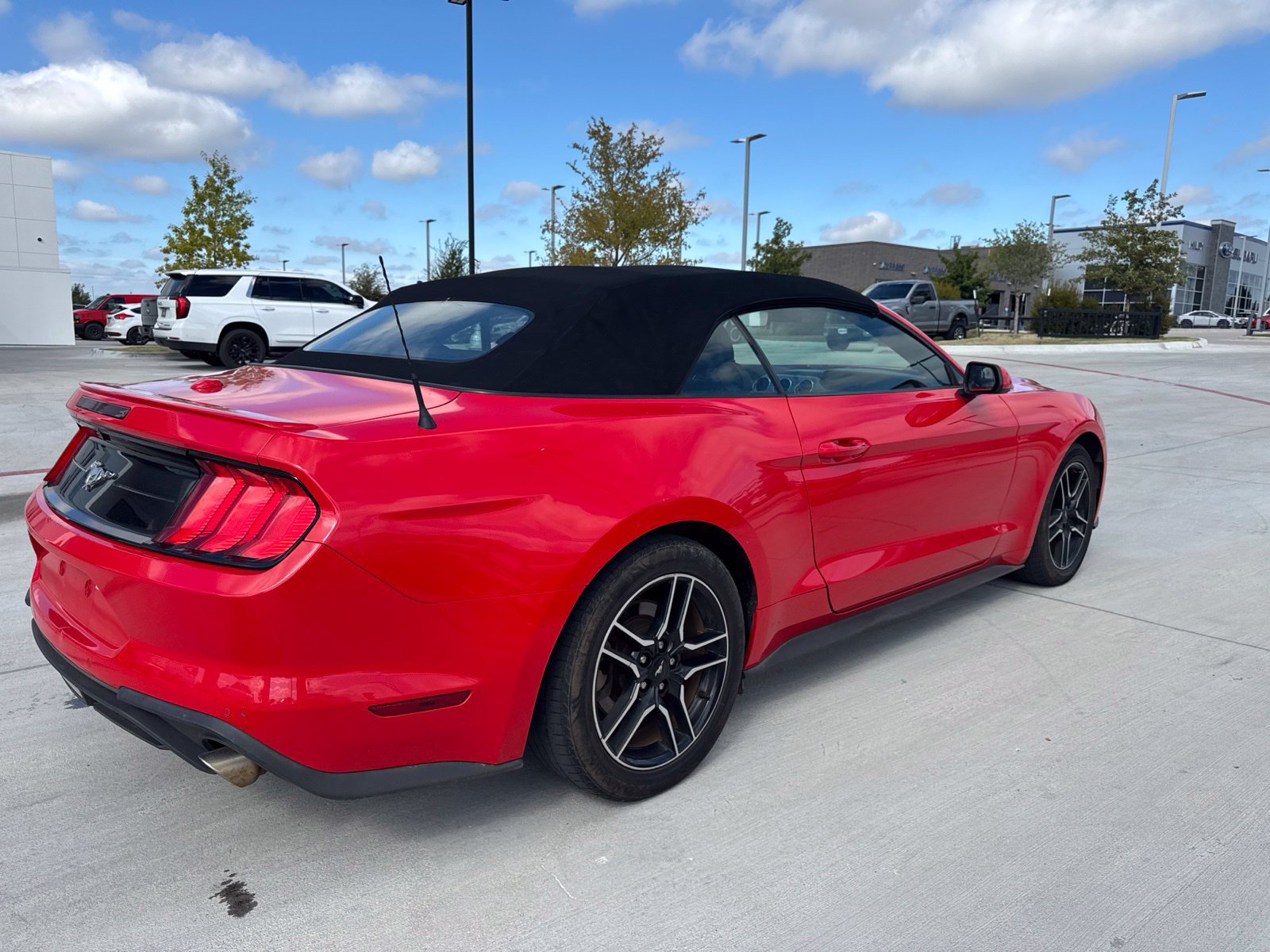 Used 2023 Ford Mustang Premium RWD image 6