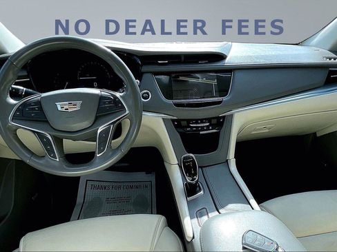 Used 2019 Cadillac XT5 Luxury FWD image 7