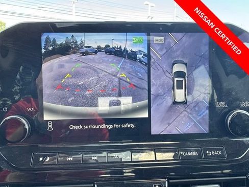 Certified 2024 Nissan Pathfinder SL w/ SL Premium Package AWD/4WD image 14