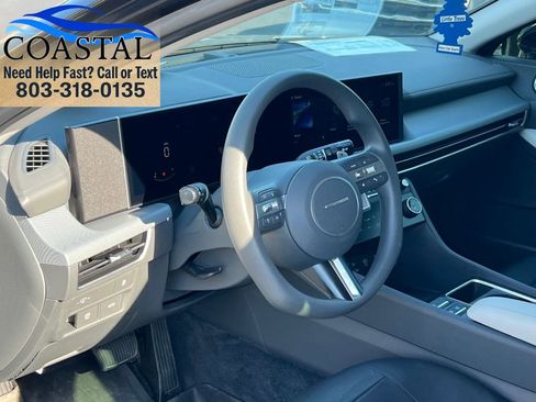 Used 2025 Hyundai Sonata SEL FWD image 10