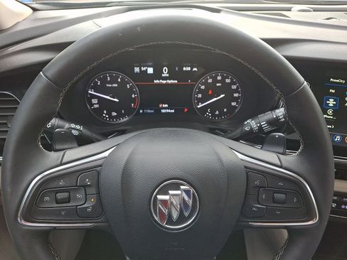 Used 2023 Buick Envision Avenir image 20