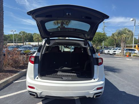 Certified 2025 Acura RDX SH-AWD w/ Advance Package image 9