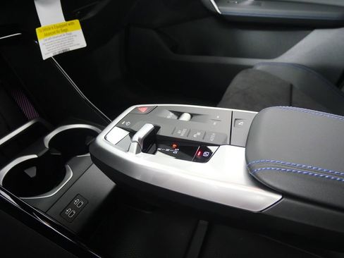 Used 2026 BMW X1 xDrive28i w/ Technology Package image 21