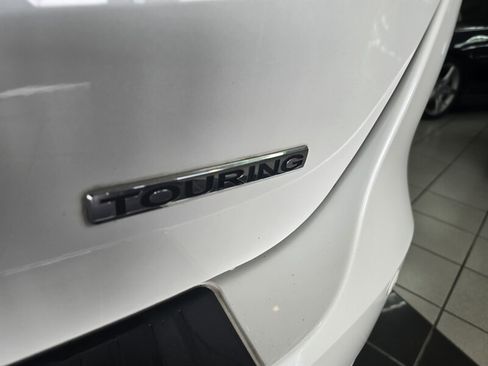 Used 2023 Honda Odyssey Touring image 25