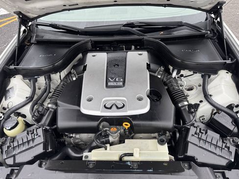 Used 2011 INFINITI G37 x Sedan w/ Premium Pkg AWD/4WD image 40