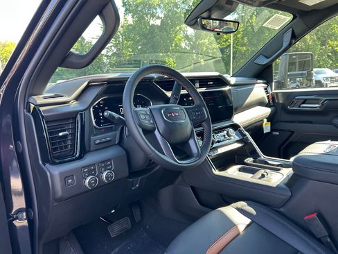 New 2026 GMC Sierra 2500 AT4 w/ AT4 Premium Plus Package AWD/4WD image 15