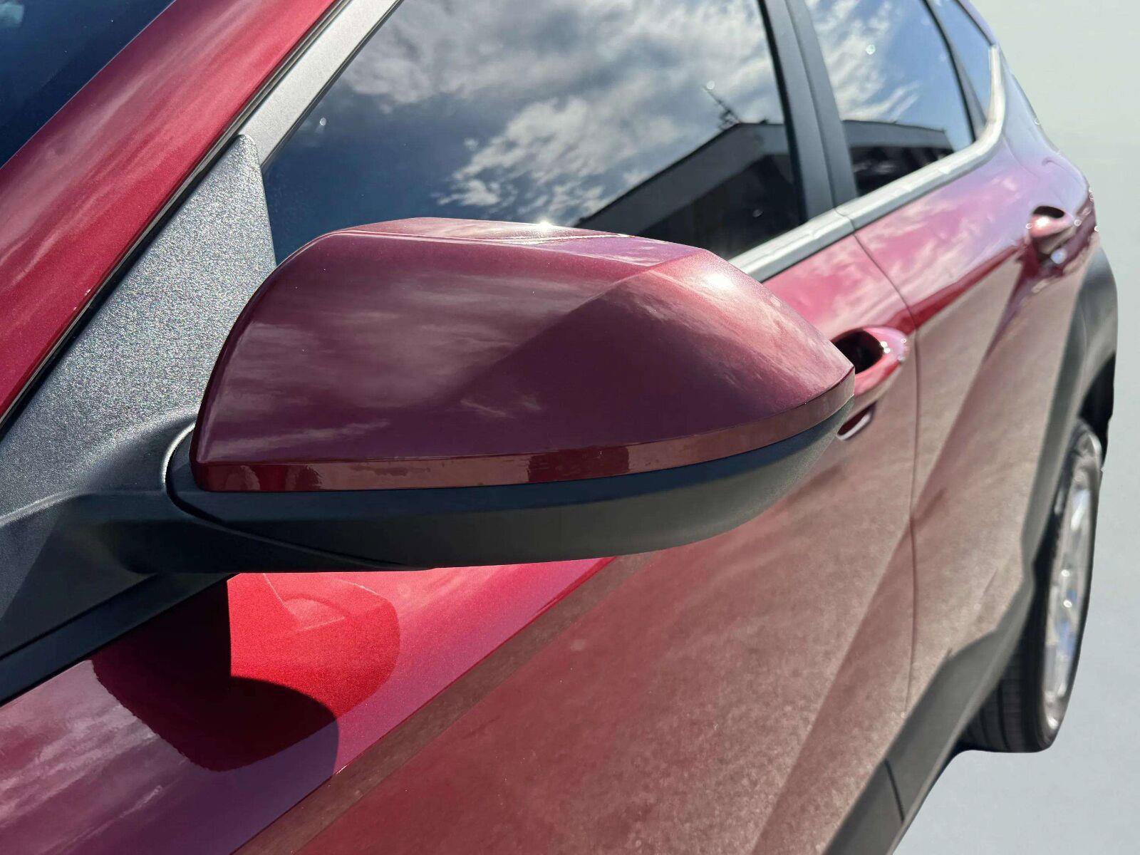 Used 2026 Hyundai Kona SE AWD/4WD image 9
