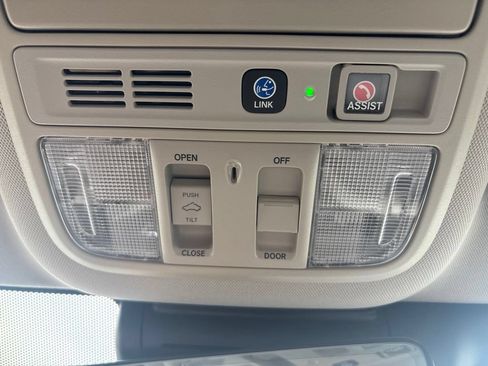 Certified 2022 Honda Accord Touring image 24