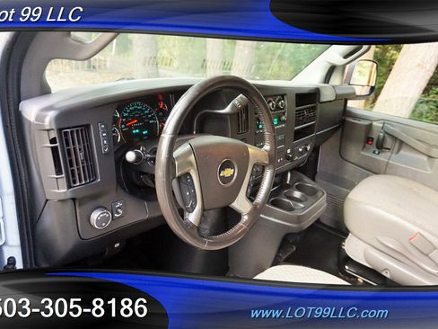 Used 2019 Chevrolet Express 3500 w/ Power Convenience Package image 2