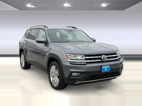 Used 2020 Volkswagen Atlas SE w/ Towing Package FWD image 7