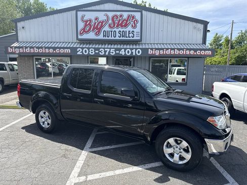Used 2011 Nissan Frontier SV RWD image 1